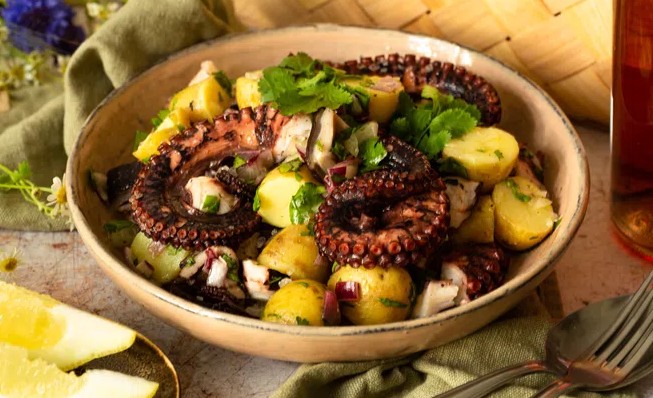 Kartoffelsalat mit Pulpo