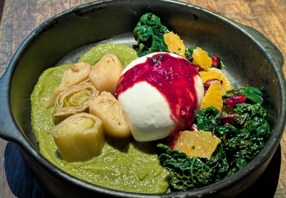 Burrata und Grünkohl